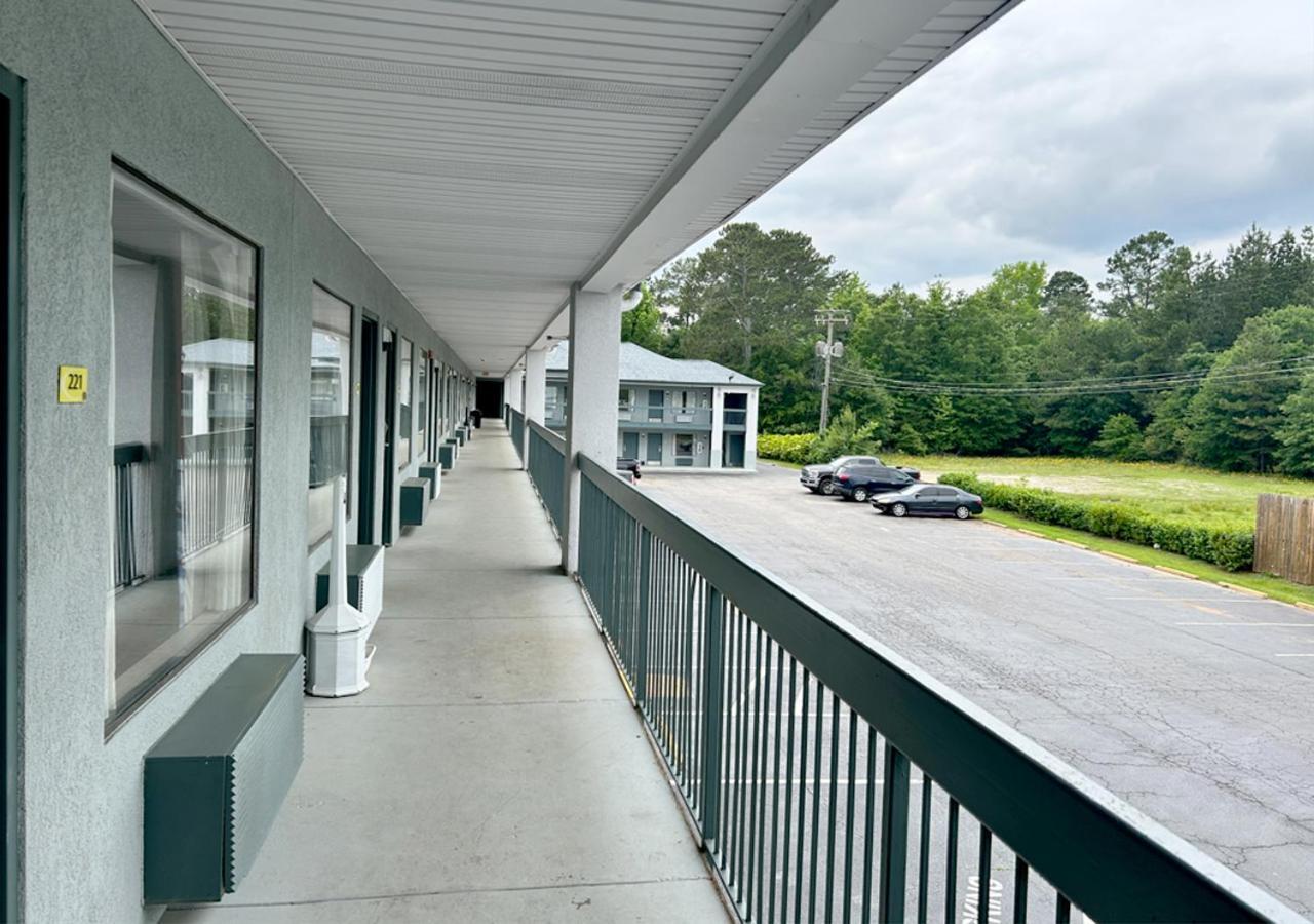 Econo Lodge Elberton Buitenkant foto